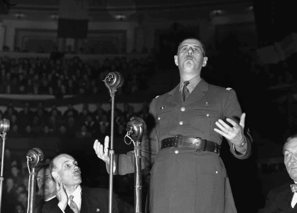 Κλωνοποίησαν τη φωνή του στρατηγού Σαρλ Ντε Γκολ: «Ζωντάνεψαν» τη χαμένη ιστορική ομιλία του 1940 (ηχητικό)
