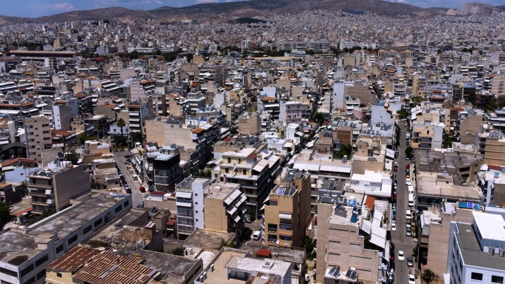 Ακίνητα: «Κούρεμα» του χρόνου παραγραφής οφειλών προς τους Δήμους στα 5 χρόνια από 14 χρόνια