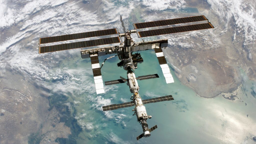 ISS: Αναβλήθηκε η εκτόξευση του διαστημοπλοίου Soyuz MS-23 με το οποίο θα επιστρέψουν στη Γη τρεις αστροναύτες