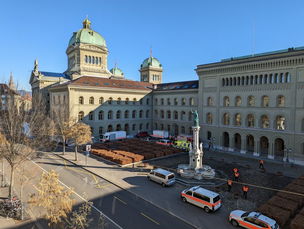 Ελβετία: Η αστυνομία απέκλεισε το ομοσπονδιακό κοινοβούλιο στη Βέρνη
