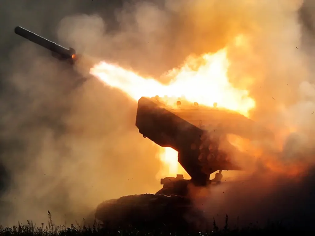 Βίντεο: H oυκρανική 72η Ταξιαρχία καταστρέφει ρωσικό πολλαπλό εκτοξευτή θερμοβαρικών ρουκετών TOS-1A