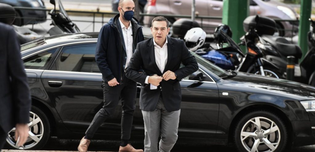 Με τον Γ.Στουρνάρα θα συναντηθεί σήμερα ο Α.Τσίπρας και το στενό επιτελείο του