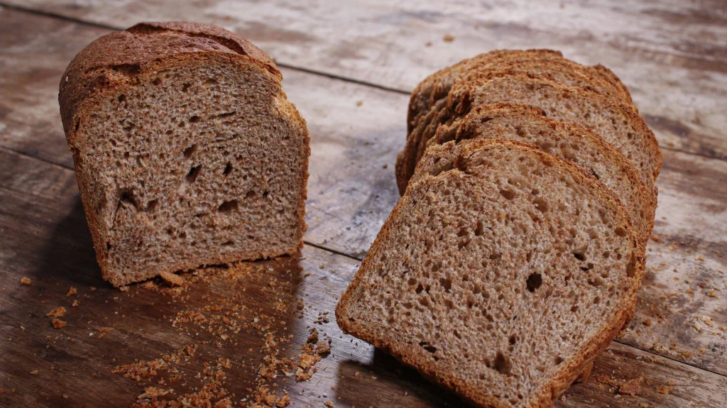 Δείτε για ποιο λόγο νιώθουμε «φούσκωμα» όταν τρώμε ψωμί
