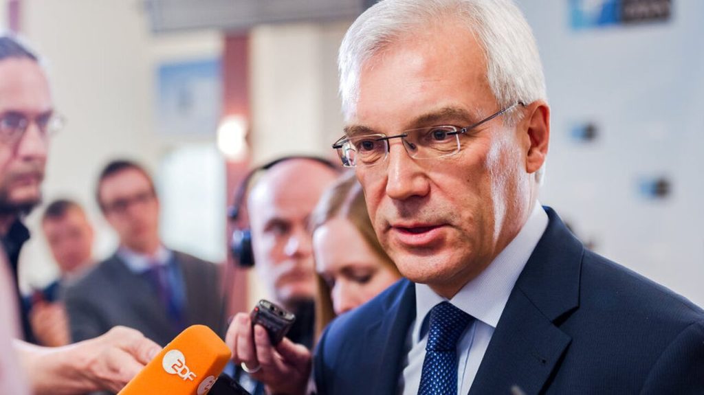 Υφυπουργός Εξωτερικών της Ρωσίας: «Θα υπάρξουν αντίποινα αν η ΕΕ κατασχέσει δεσμευμένους ρωσικούς πόρους»