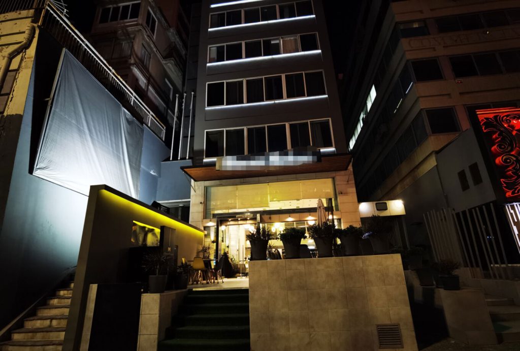 Σε ξενοδοχείο της Συγγρού η «φυλακή» των θυμάτων του διεθνούς κυκλώματος trafficking