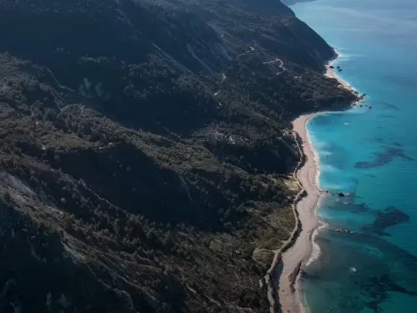 Αυτό είναι το ενεργό ρήγμα που «κόβει» το Ιόνιο Πέλαγος στη μέση (βίντεο)