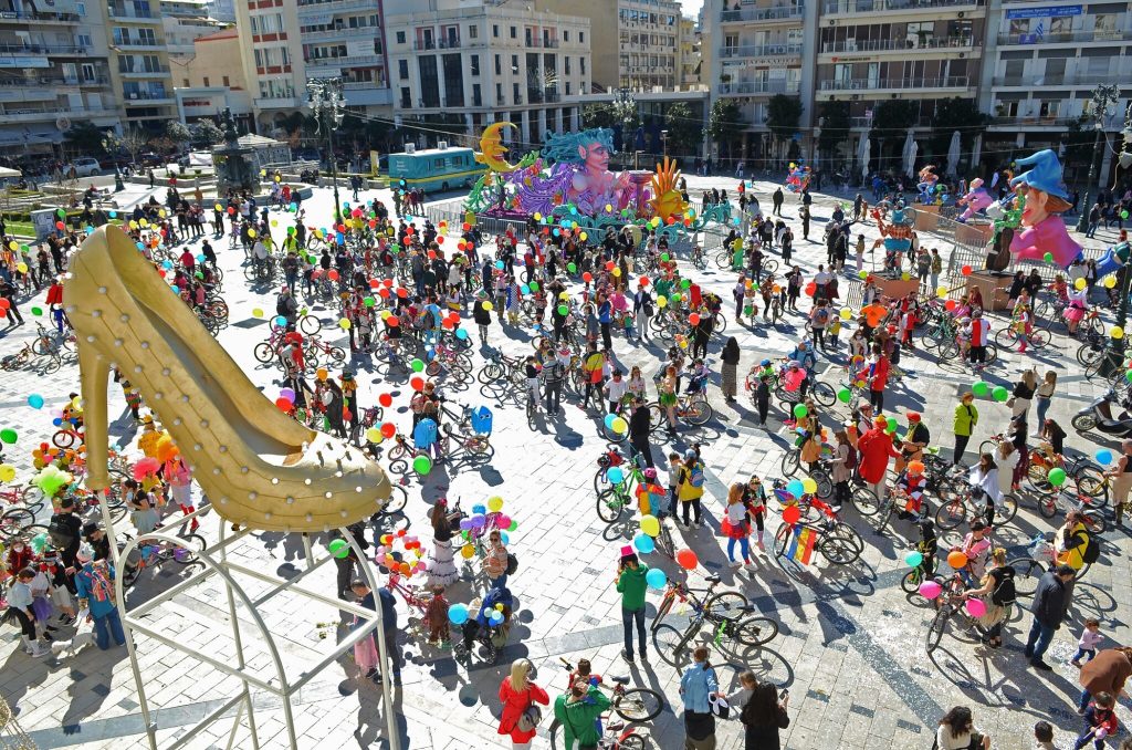 Πάτρα: Σήμερα το Καρναβάλι των Μικρών – Πάνω από 15.000 παιδιά θα ξεχυθούν στους δρόμους