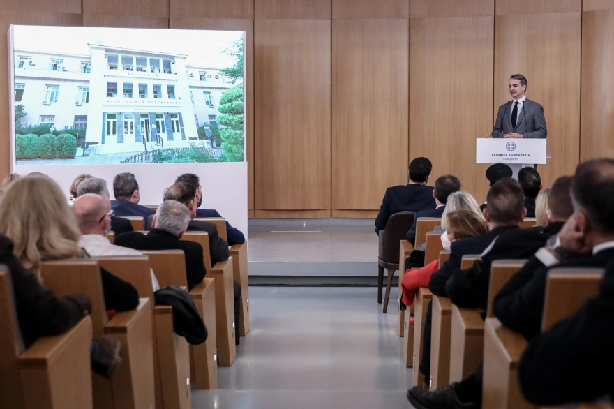 Εκδήλωση «τρολ» από τον Κ.Μητσοτάκη; Βράβευσε υγειονομικούς λόγω Covid – Ξέχασε πόσους είχε βγάλει σε διαθεσιμότητα