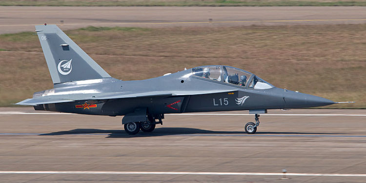 Κινεζική έκπληξη: Συμφωνία με τα ΗΑΕ για τα εκπαιδευτικά αεροσκάφη L-15
