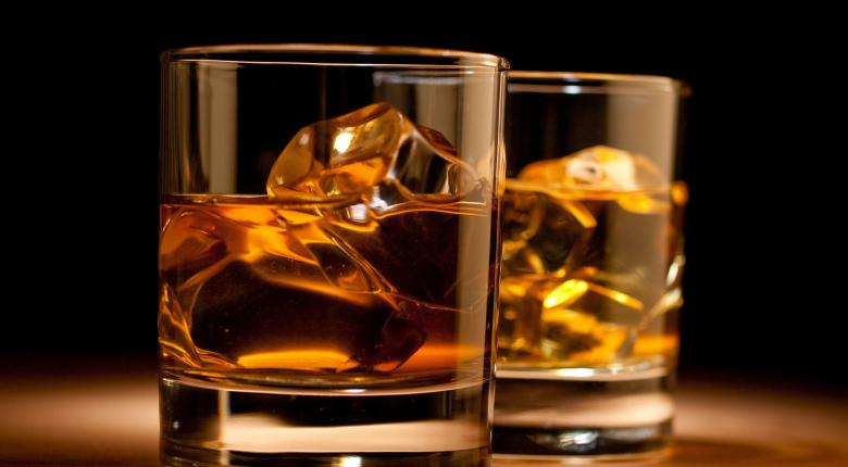 Πάτρα: 18 ανήλικοι στο νοσοκομείο από ποτά «μπόμπες» – Παρενέβη ο εισαγγελέας