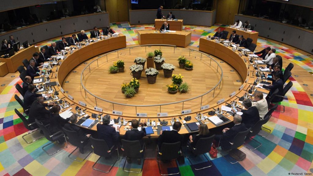 ΕΕ: Δεν συμφώνησαν τα 27 κράτη μέλη για την επιβολή νέων κυρώσεων στην Ρωσία
