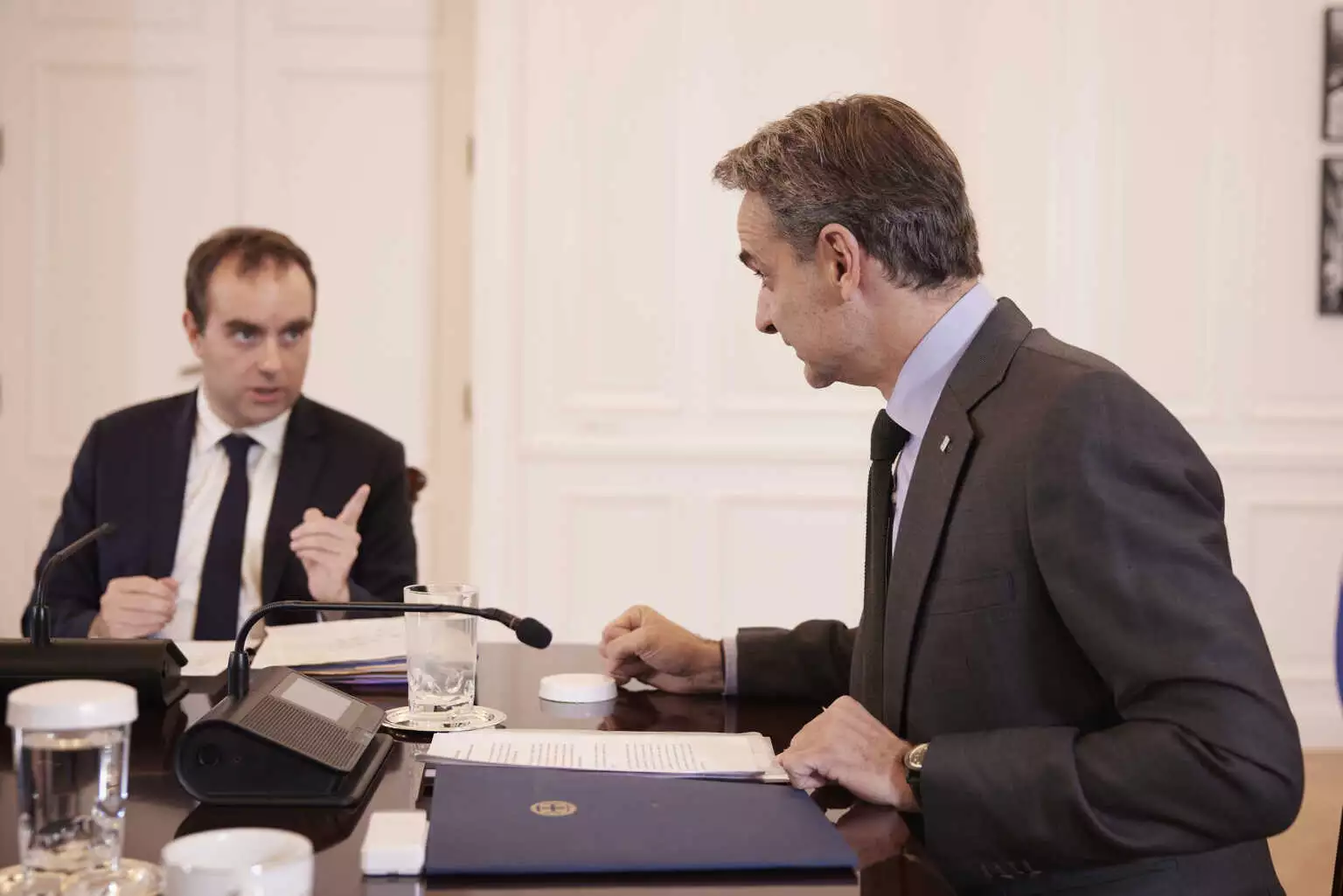 Συνάντηση Κ.Μητσοτάκη με τον Γάλλο υπουργό Άμυνας