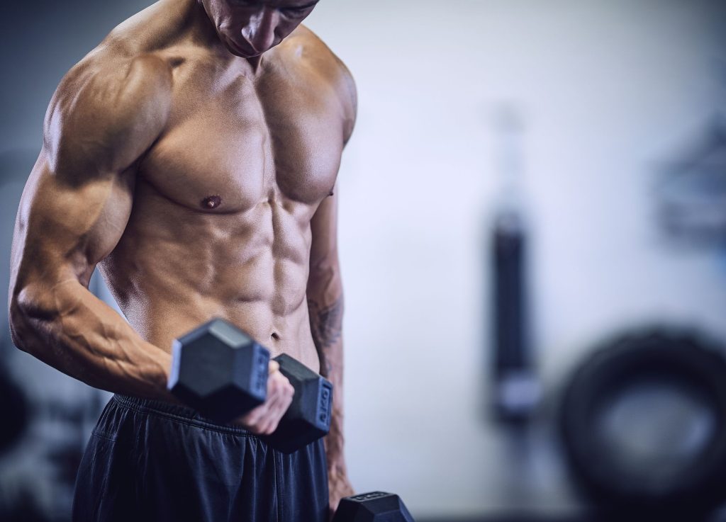 Τα 3 πιο συνηθισμένα λάθη που κάνουμε στην προπόνηση κοιλιακών