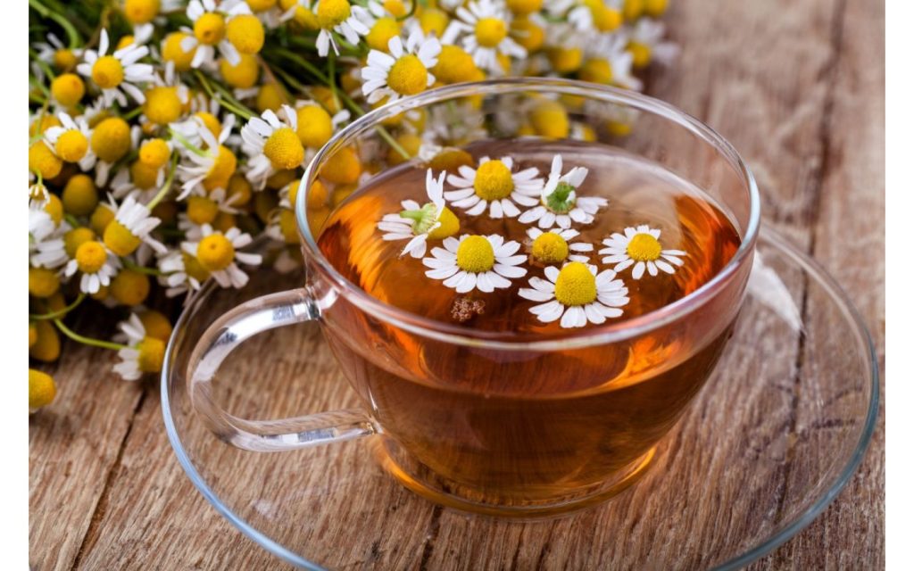Χαμομήλι: Αυτά είναι τα 7 σημαντικά οφέλη που έχει για την υγεία