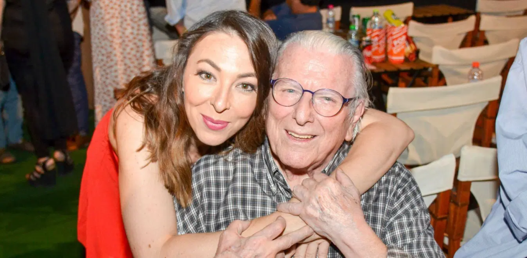 Σαν σήμερα πριν από τρία χρόνια «έφυγε» ο Κώστας Βουτσάς – Η ανάρτηση της Αλίκης Κατσαβού (φώτο)