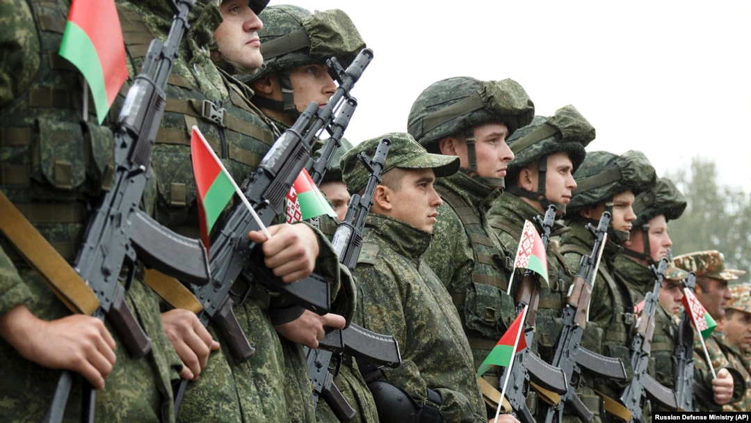 Περίεργη δήλωση από Λευκορωσία: «Μπορούμε να επιστρατεύσουμε 1,5 εκατομμύριο»