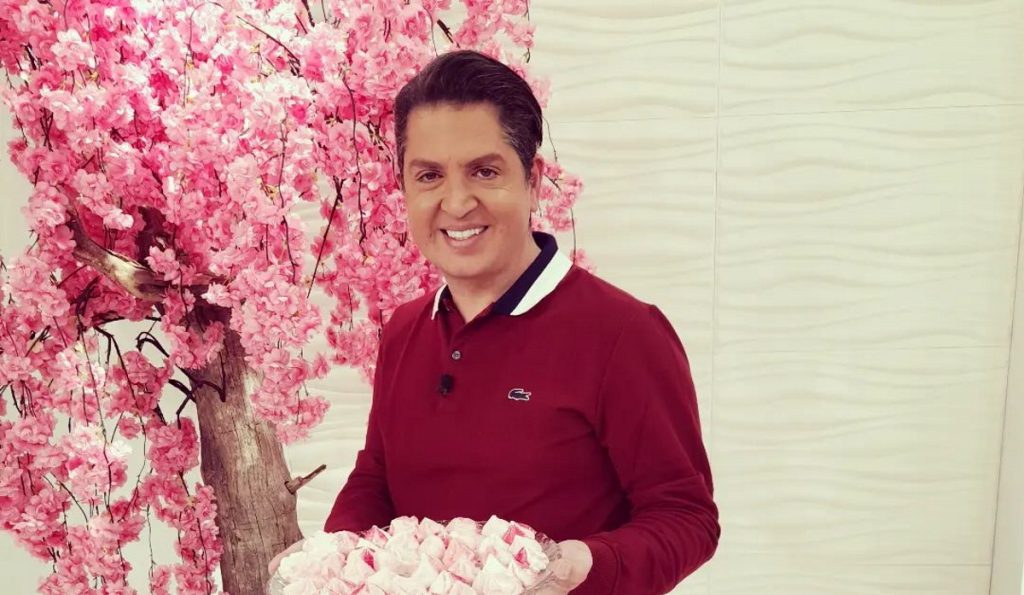 Γιάννης Πουλόπουλος: Μετά από έξι χρόνια έμαθε για την απιστία του πρώην του –  «Του πέταξα ένα ποτήρι κρασί»