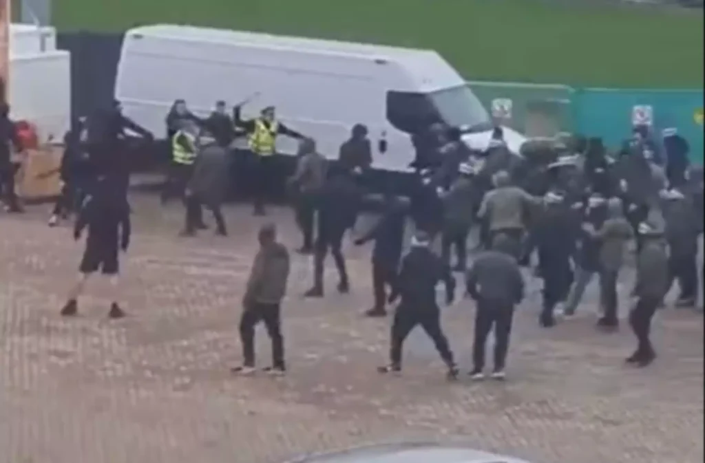 Σκωτία: Συγκρούσεις μεταξύ των οπαδών πριν από το ντέρμπι της Σέλτικ με τη Ρέιντζερς (βίντεο)
