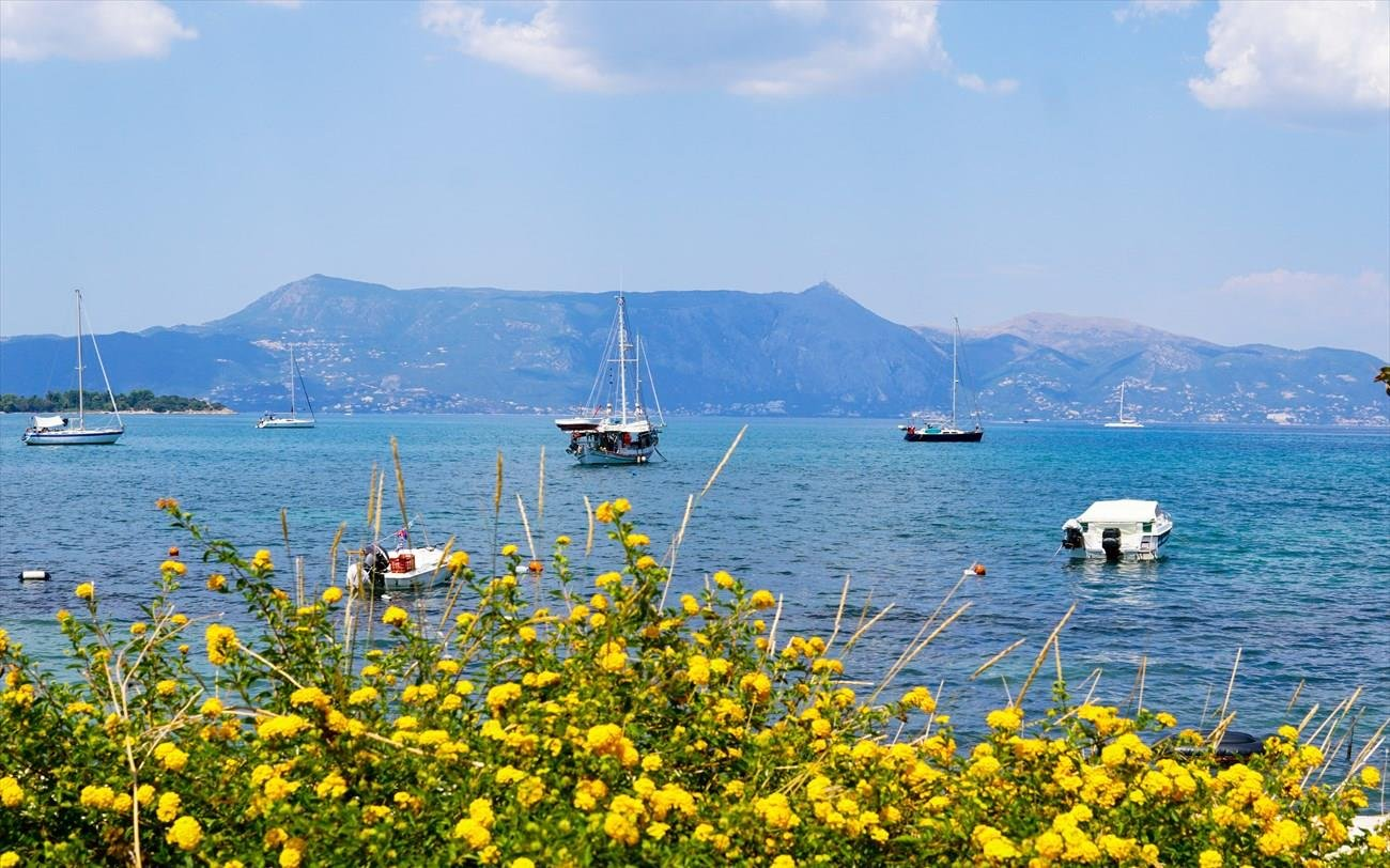 «Όλα μοιάζουν… καλοκαίρι»: Δείτε σε ποια περιοχή ο υδράργυρος «άγγιξε» τους 28°C (πίνακας)