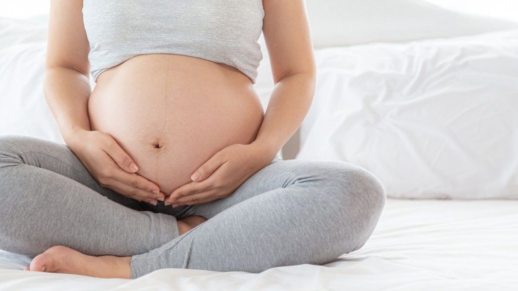 Εγκυμοσύνη: Δείτε σε ποιες περιπτώσεις ανά τρίμηνο είναι ανησυχητική η αιμορραγία