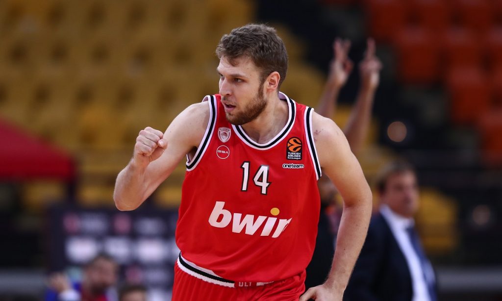 Euroleague: Ο Σάσα Βεζένκοφ αναδείχθηκε MVP του μήνα
