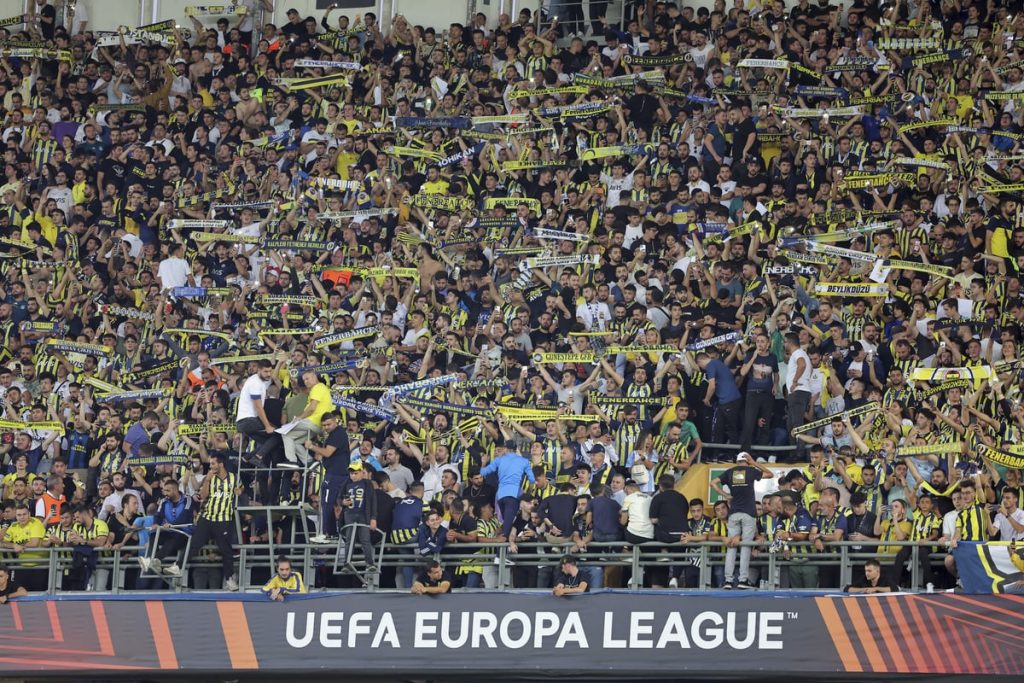 Τουρκία: «Μπλόκο» στους φιλάθλους της Φενερμπαχτσέ μετά τα συνθήματα κατά του Ρ.Τ.Ερντογάν