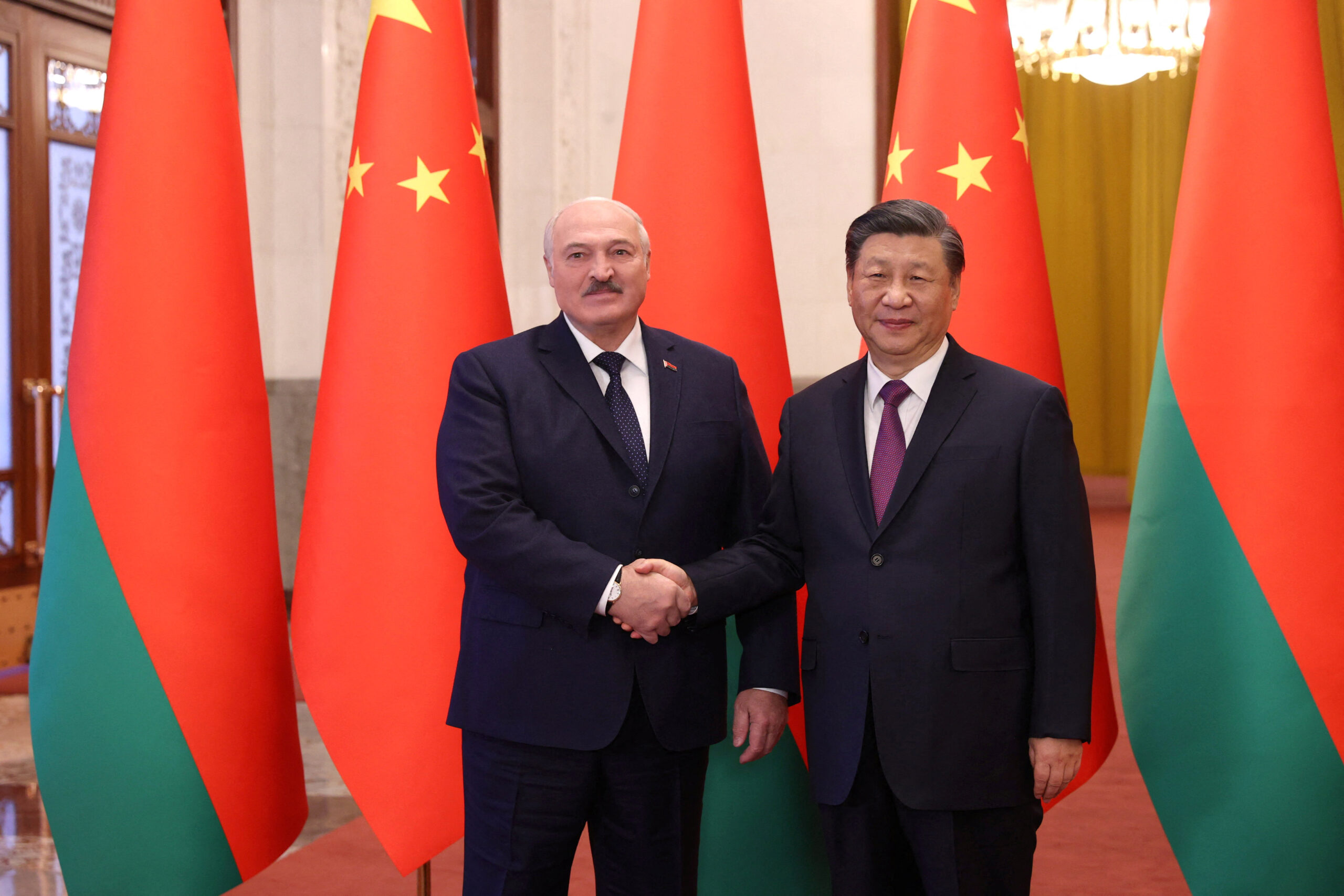 Ο Κινέζος πρόεδρος θέλει να ενισχύσει τις σχέσεις με τη Λευκορωσία