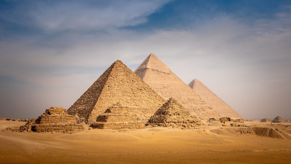 Σπουδαία ανακάλυψη: Βρέθηκε μυστικός διάδρομος πίσω από την κύρια είσοδο της Μεγάλης Πυραμίδας της Γκίζας