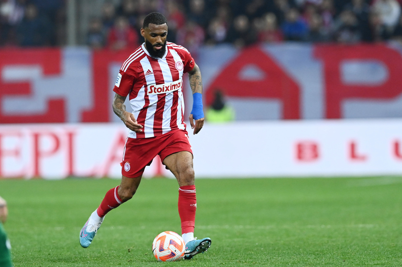 Συγκλονίζει ο Γιαν Εμβιλά του Ολυμπιακού: «Τα χρήματα δεν αγοράζουν την ευτυχία, βυθίστηκα στην κατάθλιψη»