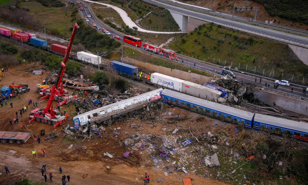 Σταθερά κρίσιμη η κατάσταση του μοναδικού επιζώντα από το πρώτο βαγόνι του μοιραίου τρένου στα Τέμπη