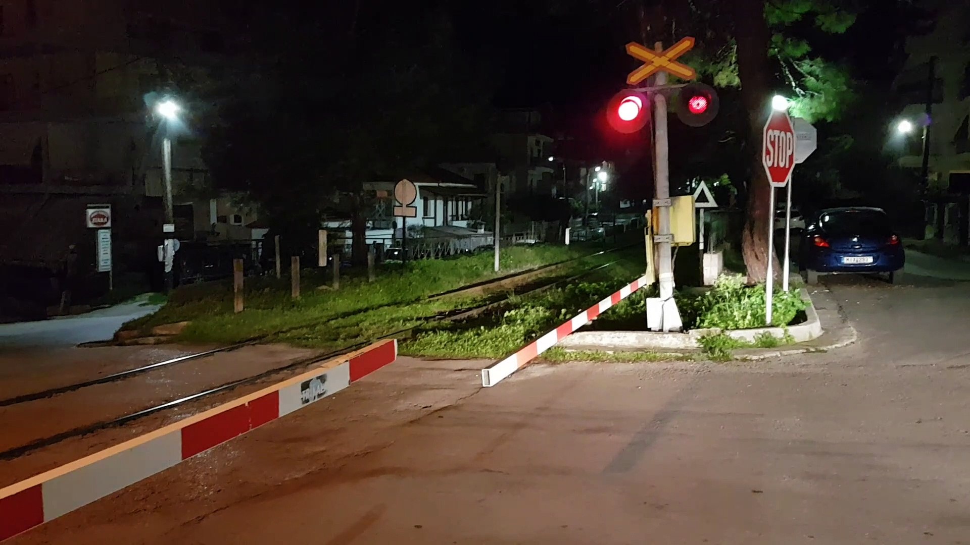 Αμύνταιο Φλώρινας: Μπάρες ανοίγουν την ώρα που περνά το τρένο – Περιμένουν να γίνει δυστύχημα για να το φτιάξουν