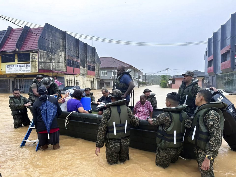 Μαλαισία: Τουλάχιστον τέσσερις νεκροί από σφοδρές πλημμύρες