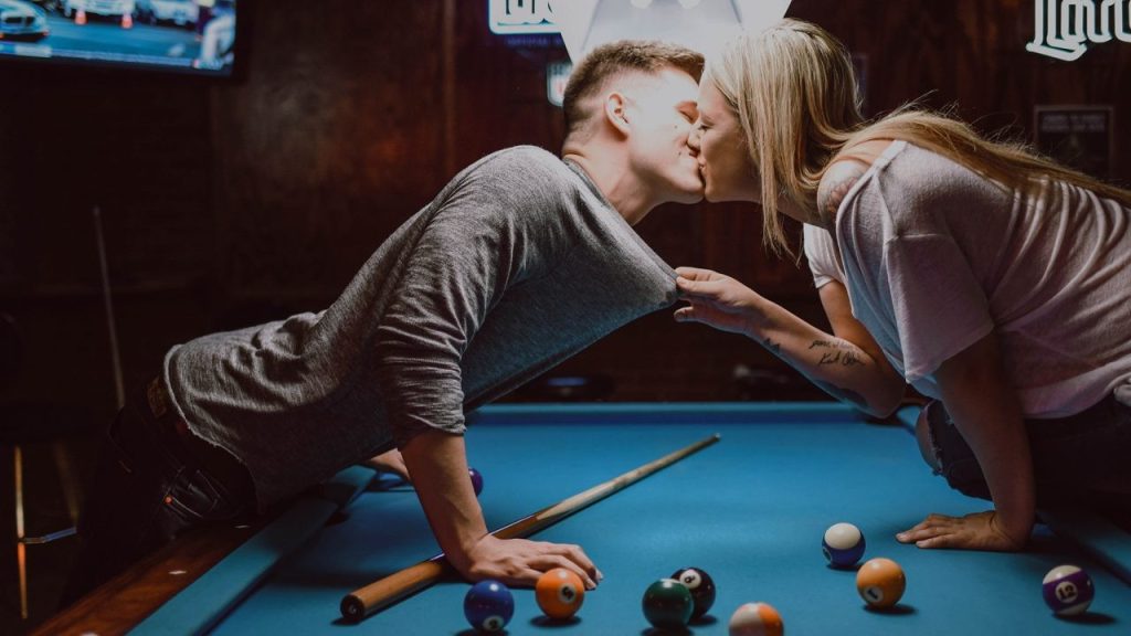 Αυτό είναι το ποτό που ανεβάζει τη λίμπιντο