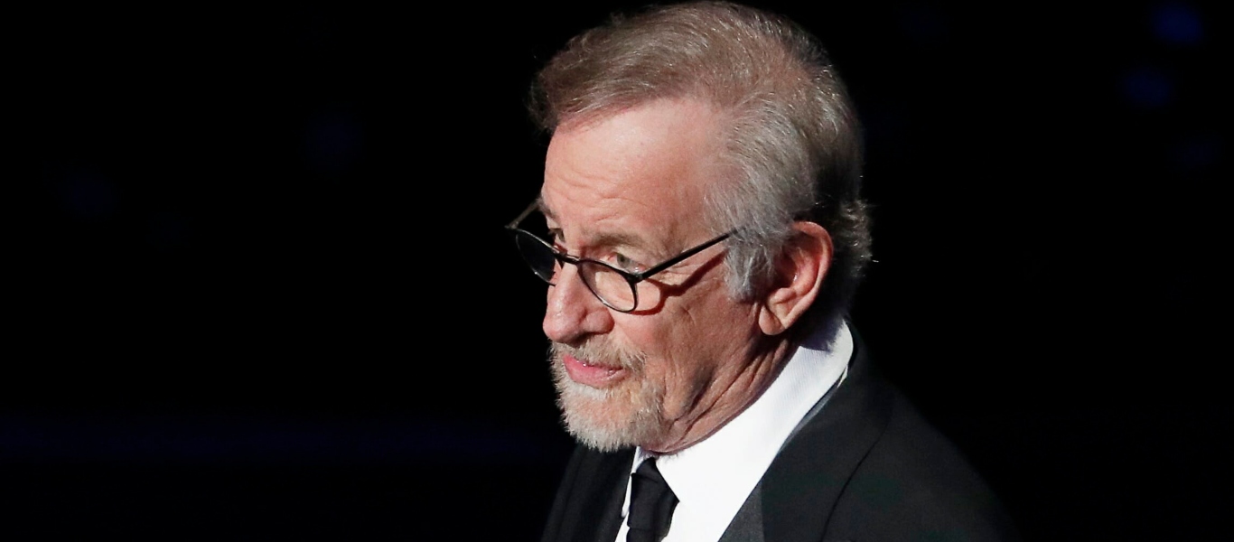 Ο Στίβεν Σπίλμπεργκ πιστεύει ότι η κυβέρνηση των ΗΠΑ κρύβει πληροφορίες σχετικά με τα UFO