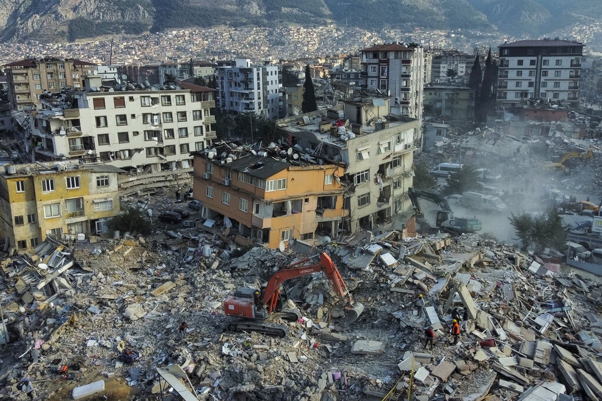 Τουρκία: Οι υλικές ζημιές από τον σεισμό «ξεπερνούν τα 100 δισεκατομμύρια δολάρια»