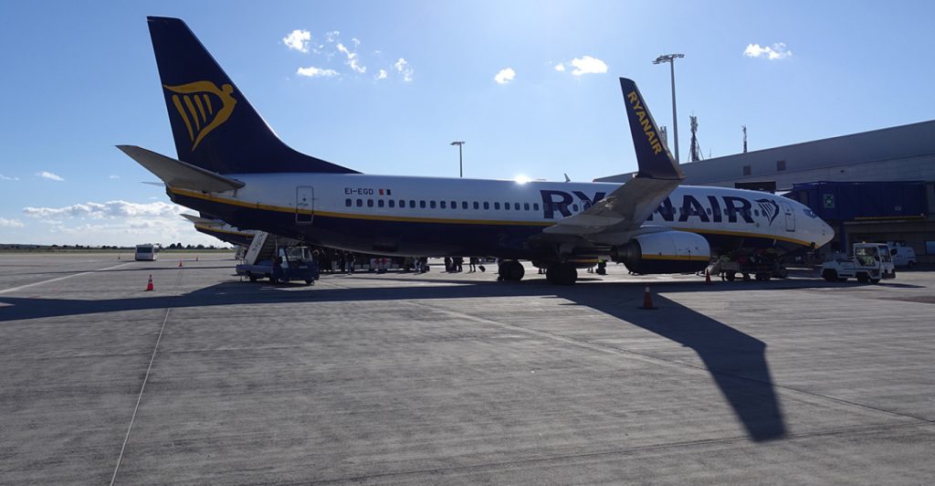 «Συναγερμός» σε πτήση της Ryanair από Λονδίνο για Θεσσαλονίκη – 28χρονη άναψε τσιγάρο και συνελήφθη