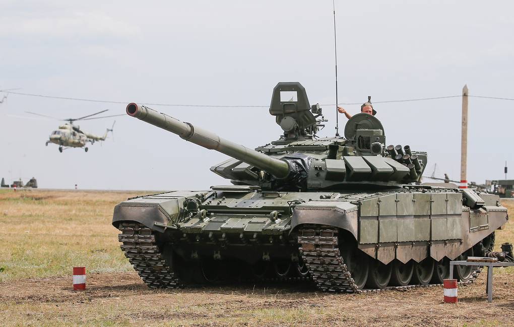 Τα ρωσικά άρματα μάχης T-72B3 εξοπλίζονται με το πρωτοποριακό σύστημα ενεργού θωράκισης