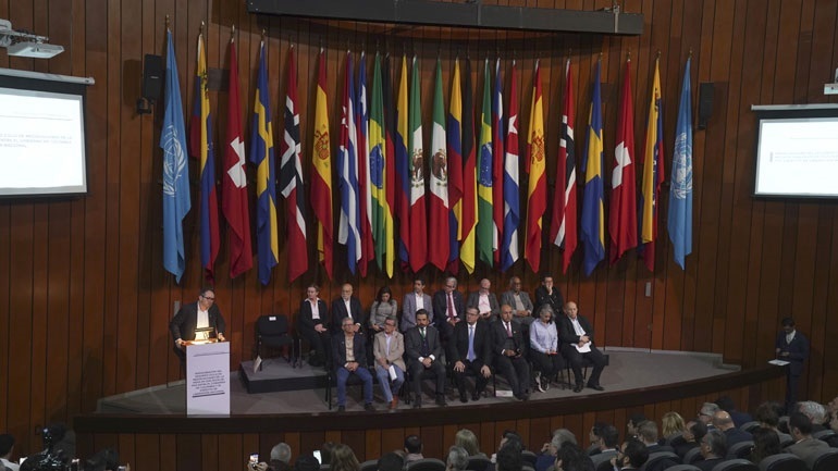 Κολομβία: Οι ειρηνευτικές διαπραγματεύσεις κυβέρνησης και ELN θα συνεχιστούν στην Κούβα