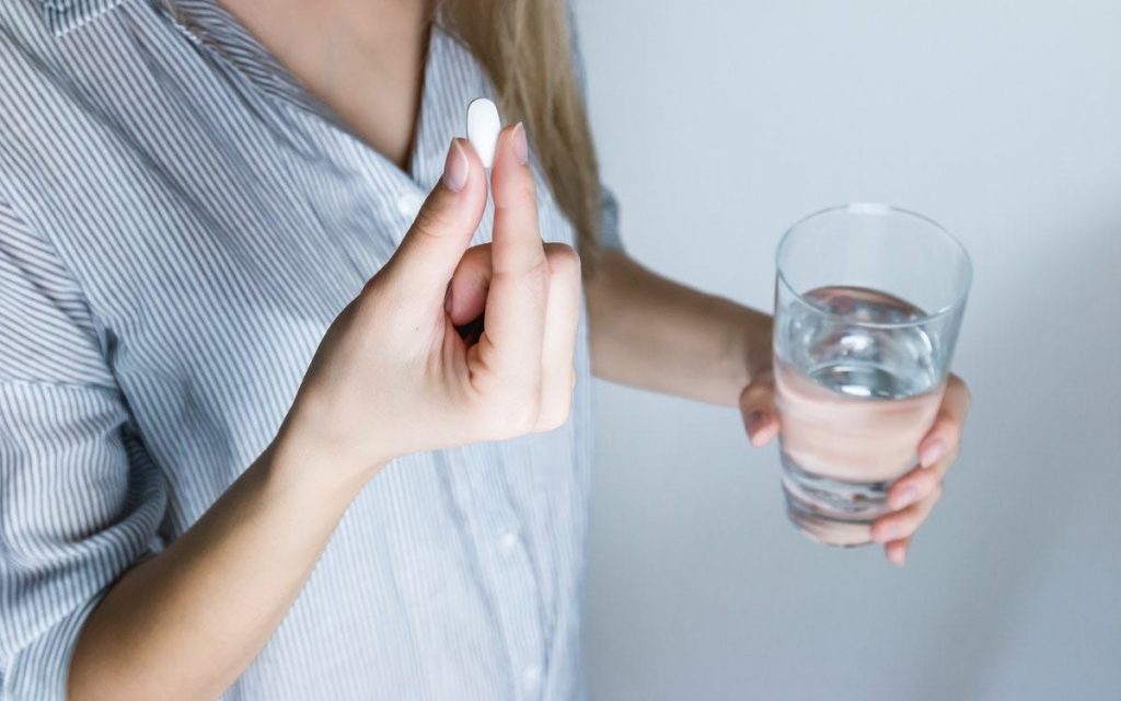 Δείτε τι συμβαίνει στο σώμα όταν λαμβάνουμε κορτιζόνη – Βασικές οδηγίες διατροφής