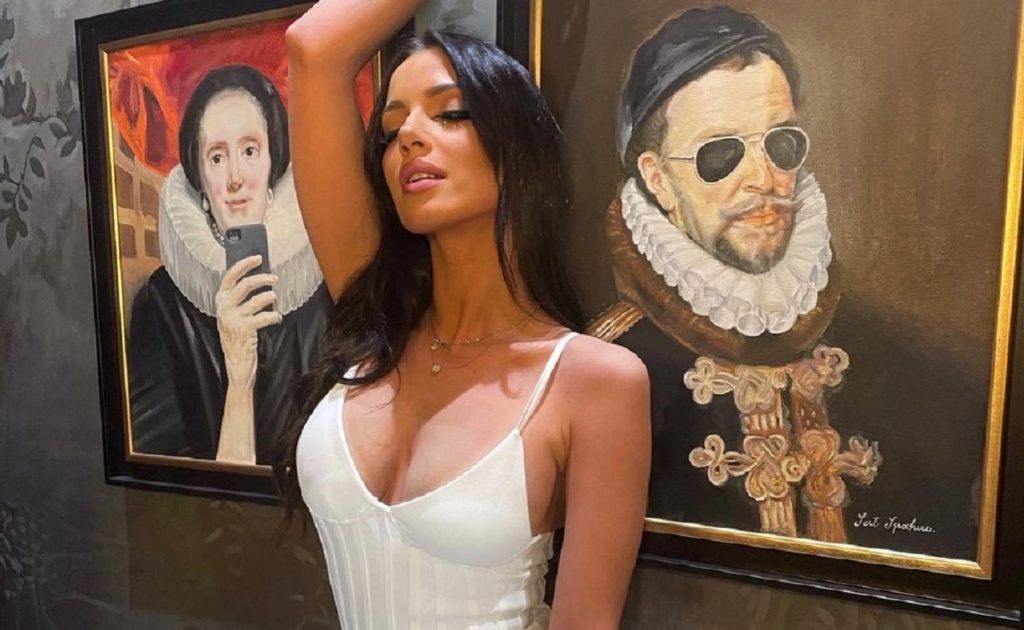 Η Dua Lipa της Ελλάδας – Το μοντέλο από την Αλβανία που… «κολάζει» (φωτο)