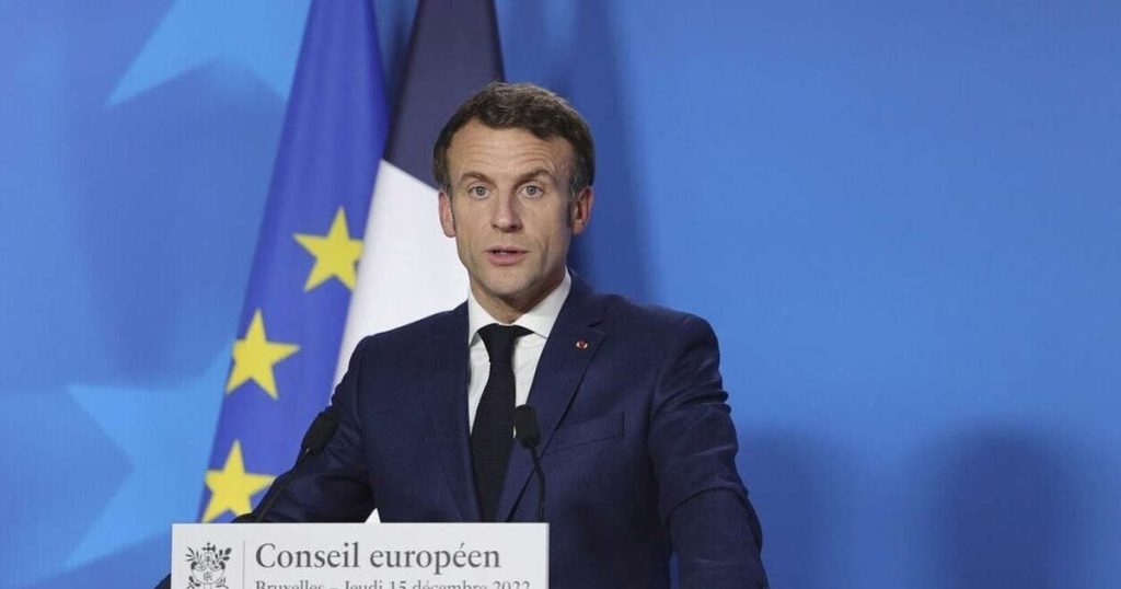 Ο Ε.Μακρόν θα παραθέσει δείπνο στον Β.Όρμπαν πριν από το Ευρωπαϊκό Συμβούλιο