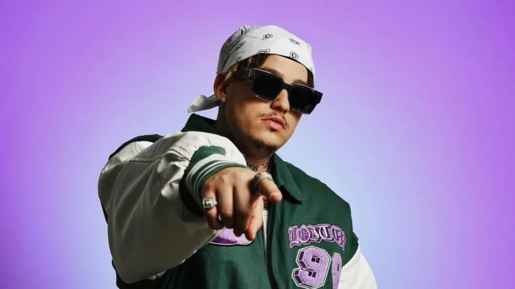 Πέθανε ξαφνικά επί σκηνής ο ελληνικής καταγωγής ράπερ Costa Titch (βίντεο)