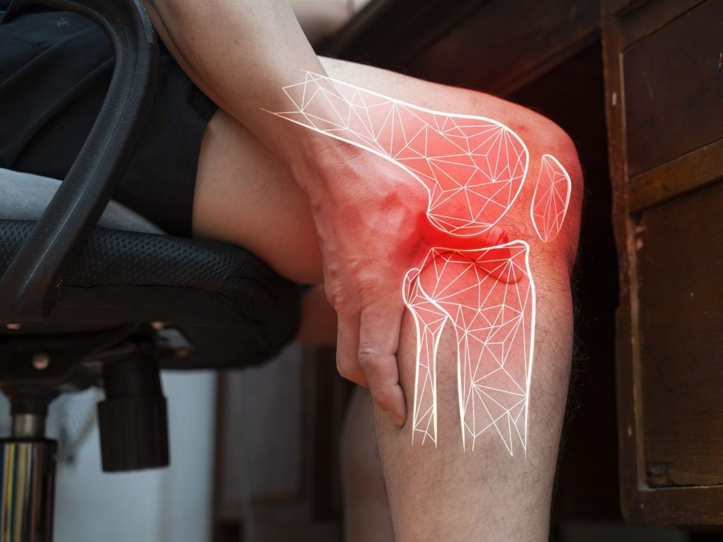 Δείτε τι μπορεί να σας συμβαίνει αν σας πονάνε τα γόνατά σας τη νύχτα