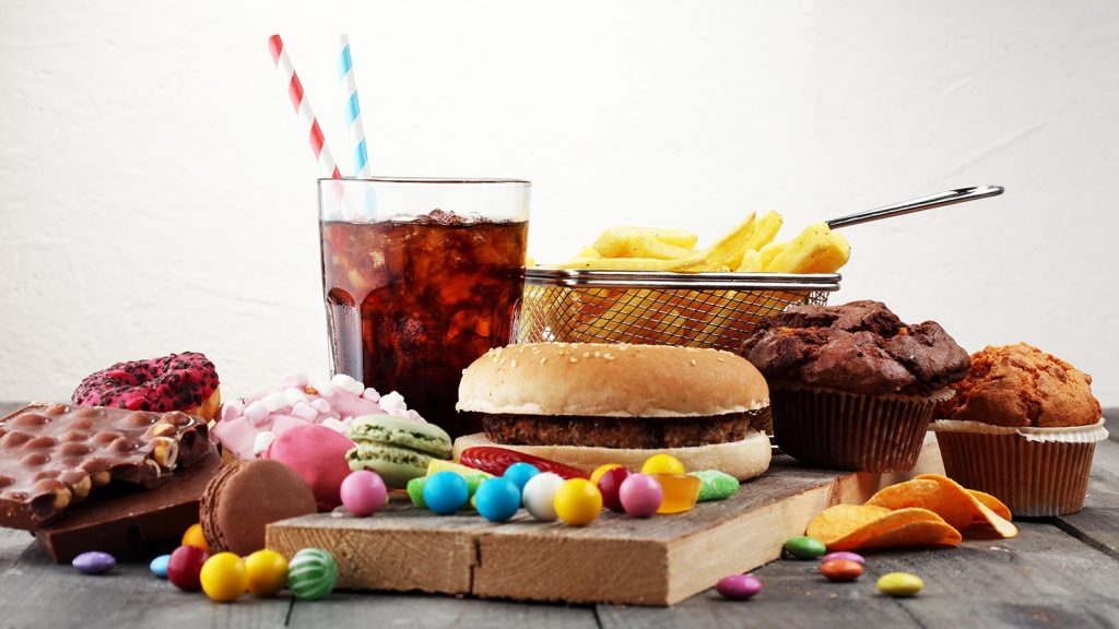 Νέα έρευνα: Πώς η διατροφή επηρεάζει τον πόνο που μπορεί να νιώθετε