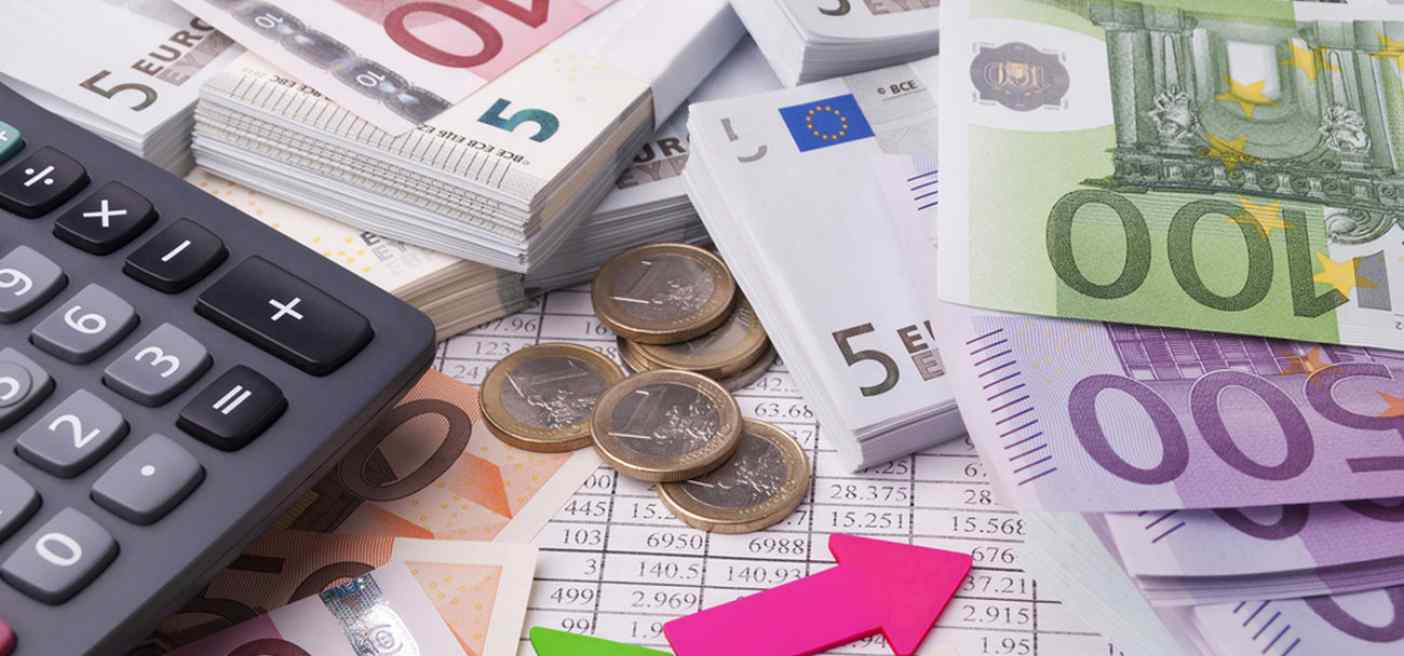 Ρύθμιση οφειλών: Ποιοι συνταξιούχοι μπορούν να ενταχθούν στις 72 και στις 120 δόσεις