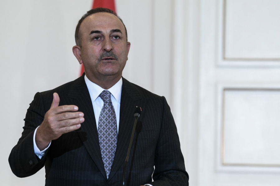Στο Κάιρο ο Μ.Τσαβούσογλου: «Η Τουρκία θα αναβαθμίσει τις διπλωματικές της σχέσεις με την Αίγυπτο σύντομα»