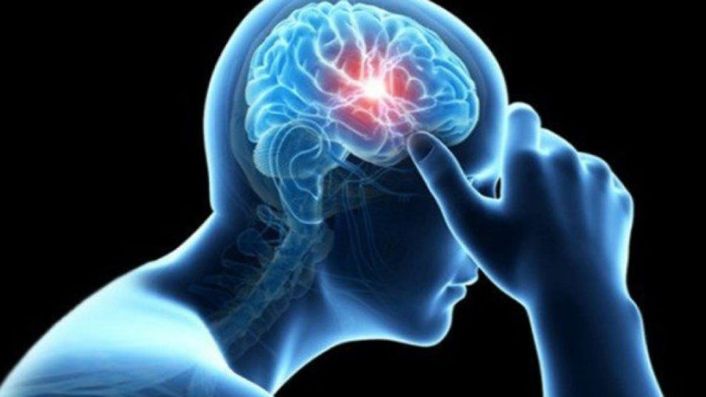 Εγκεφαλικό: Εάν παρατηρήσετε αυτό ενώ περπατάτε μπορεί να είναι πρώιμο σύμπτωμα