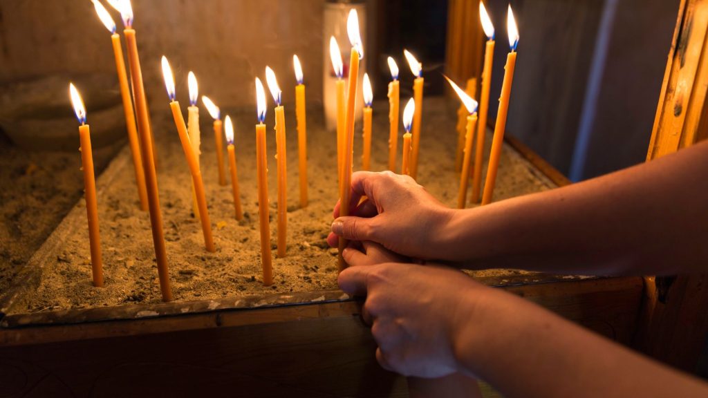 Σήμερα Κυριακή 19 Μαρτίου τιμώνται οι Άγιοι Χρύσανθος και Δαρεία