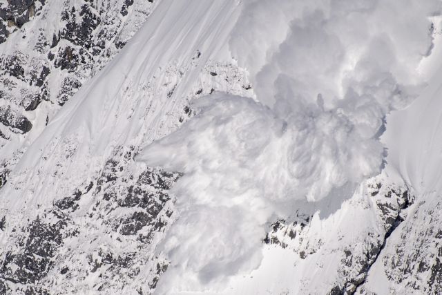Ιταλία: Σφοδρή χιονοστιβάδα κοντά στο Κουρμαγιέρ – Δύο σκιέρ αγνοούνται