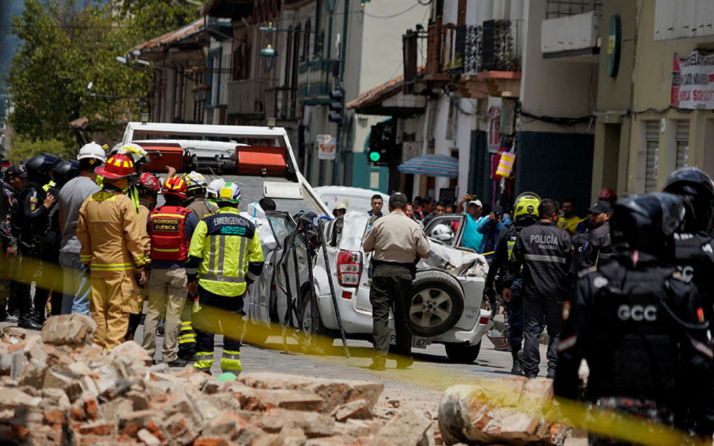 Ισχυρός σεισμός στον Ισημερινό: Τουλάχιστον 15 νεκροί – Εκατοντάδες οι τραυματίες (βίντεο)